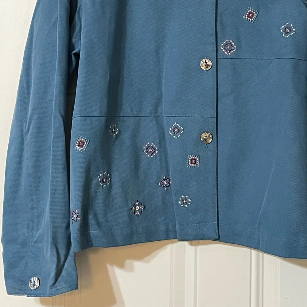 Napa Valley Embroidered Geometric Boho Style Collared Button Down Size Large Blue - Image 3