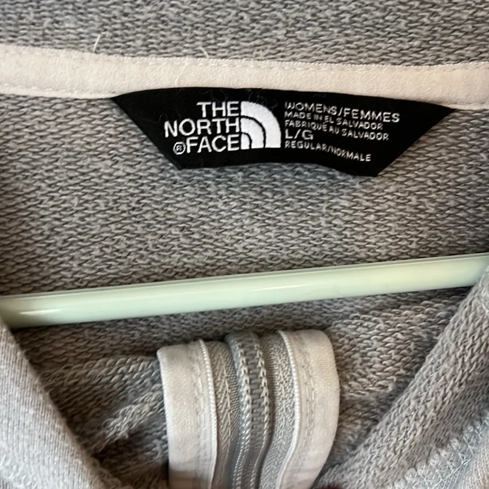 The North Face Size Large Women’s Full Zip Grey Hoodie - Image 2