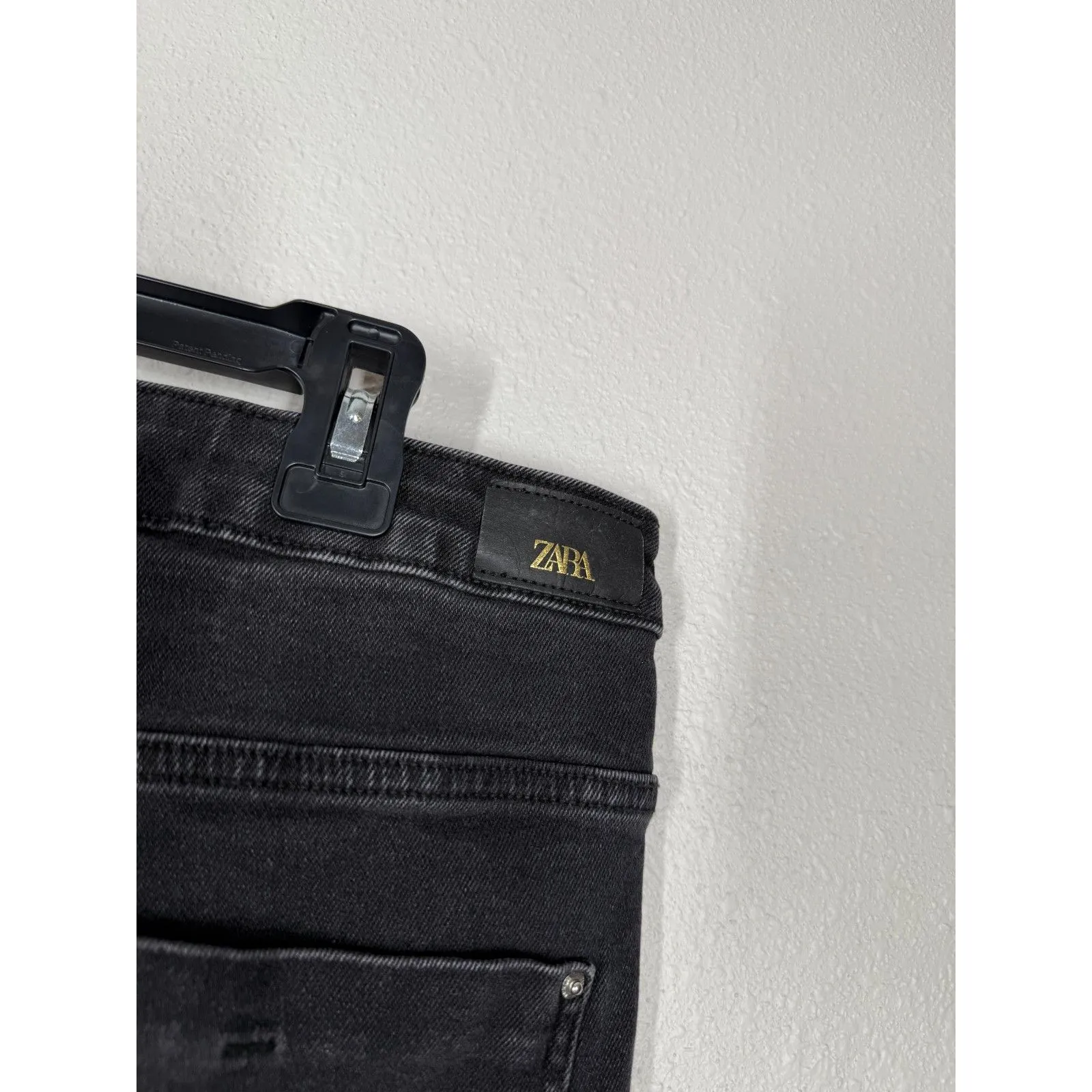 Zara Black High Rise Straight Leg Jeans Womens Sz 14 Raw Hem Boho Wide Leg - Image 5