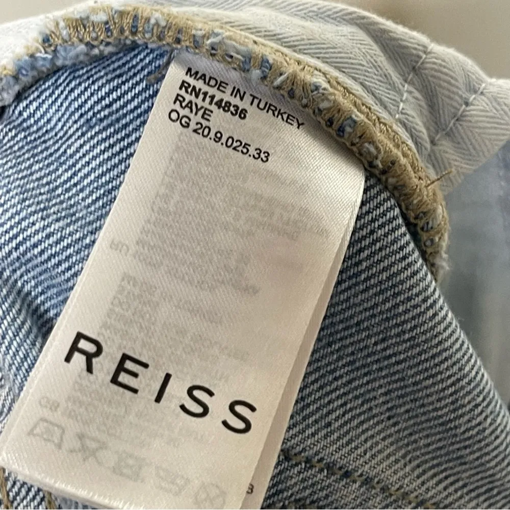 REISS Raye high-rise slim-fit straight denim in light blue jeans sz 28 - Image 6