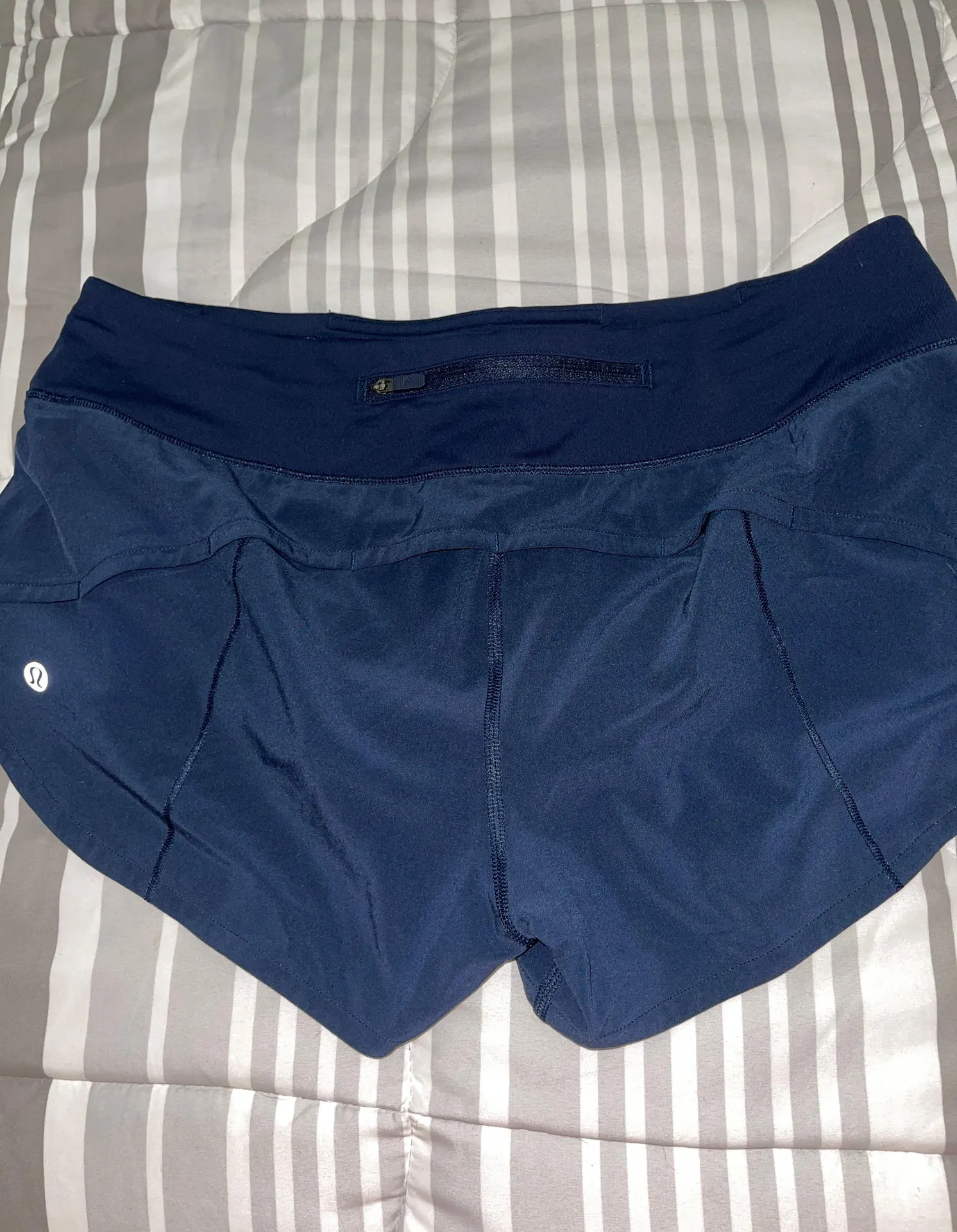 Lululemon Speed Shorts 2.5” - Image 2