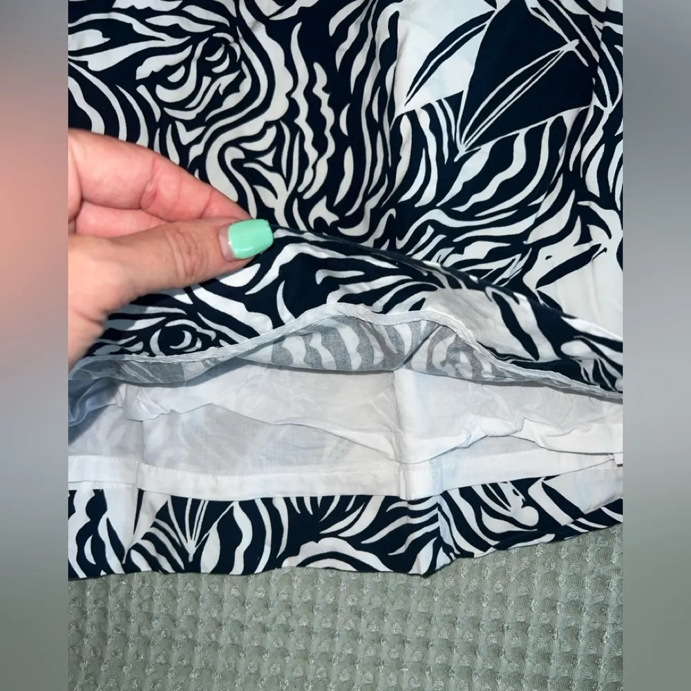 Vineyard Vines Sailboat Dress
Size 0 - Image 3