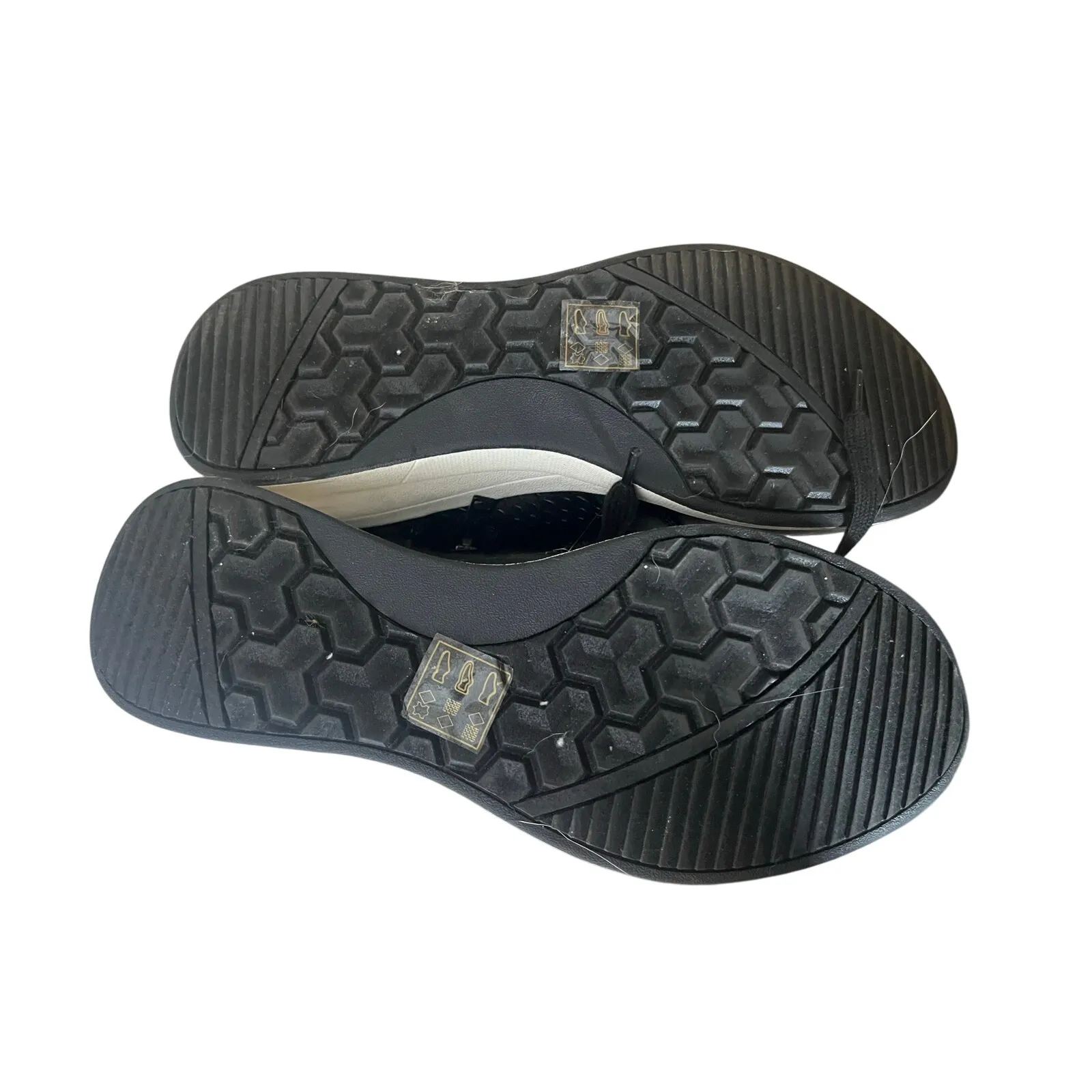 Aldo Women Shoes High Top Black
Lace Up Sneaker
Size 8.5 US - Image 6