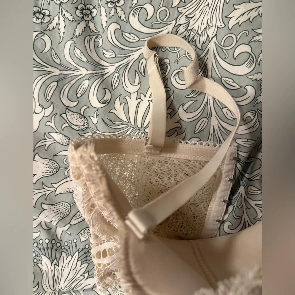 Victoria’s Secret Dream Angels Lace Bustier 32DD - Image 3