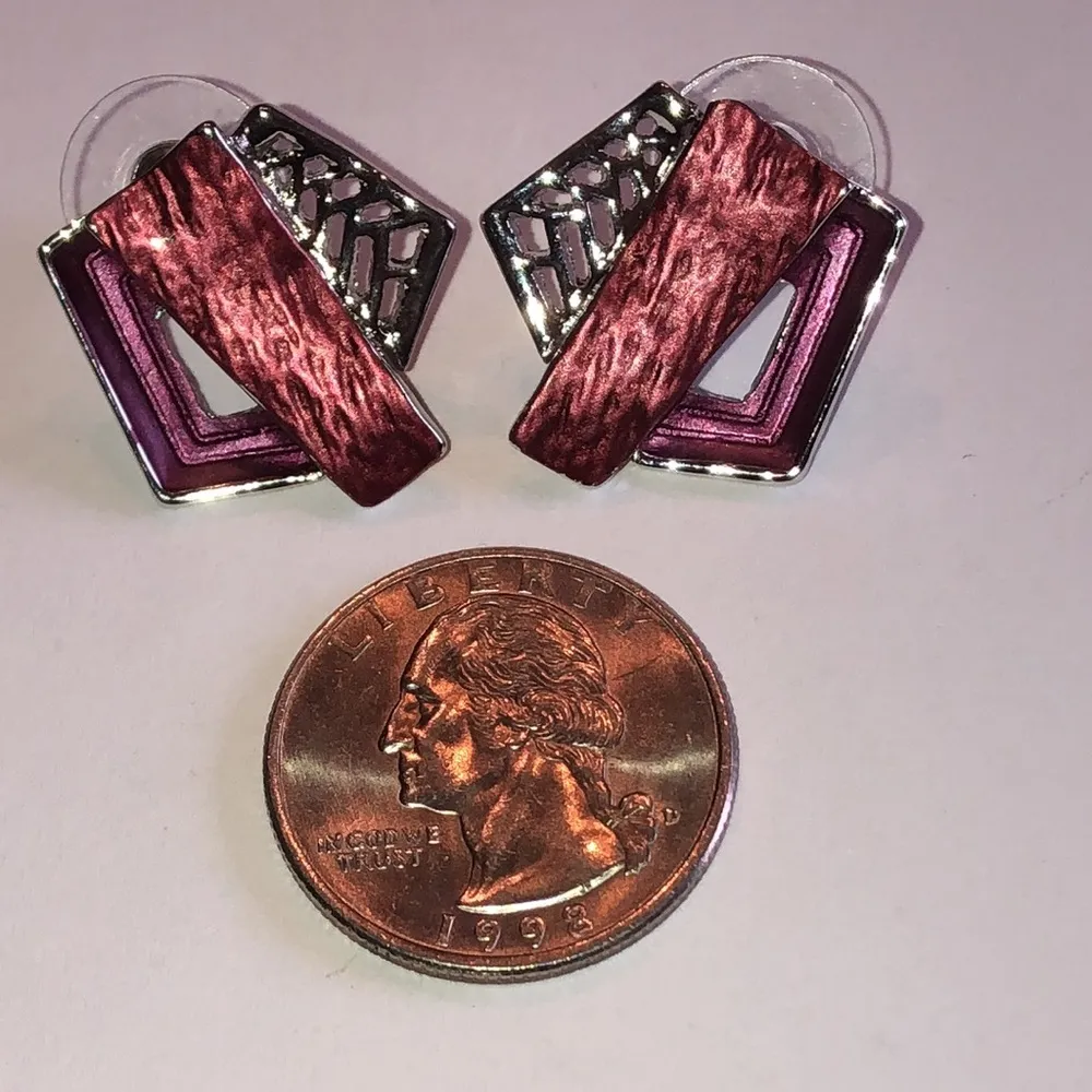 Geometric Burgundy and Silver Tone Retro Boho Earrings - Image 2