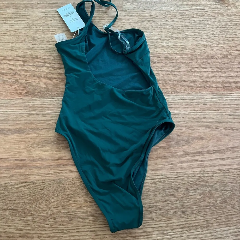 Green one piece swimsuit Size 2 - Image 3