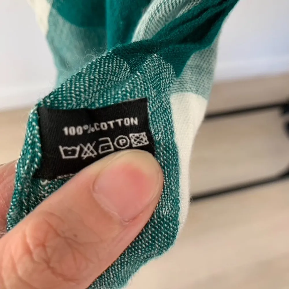 Forever 21 Plaid Green and White Scarf - Image 6