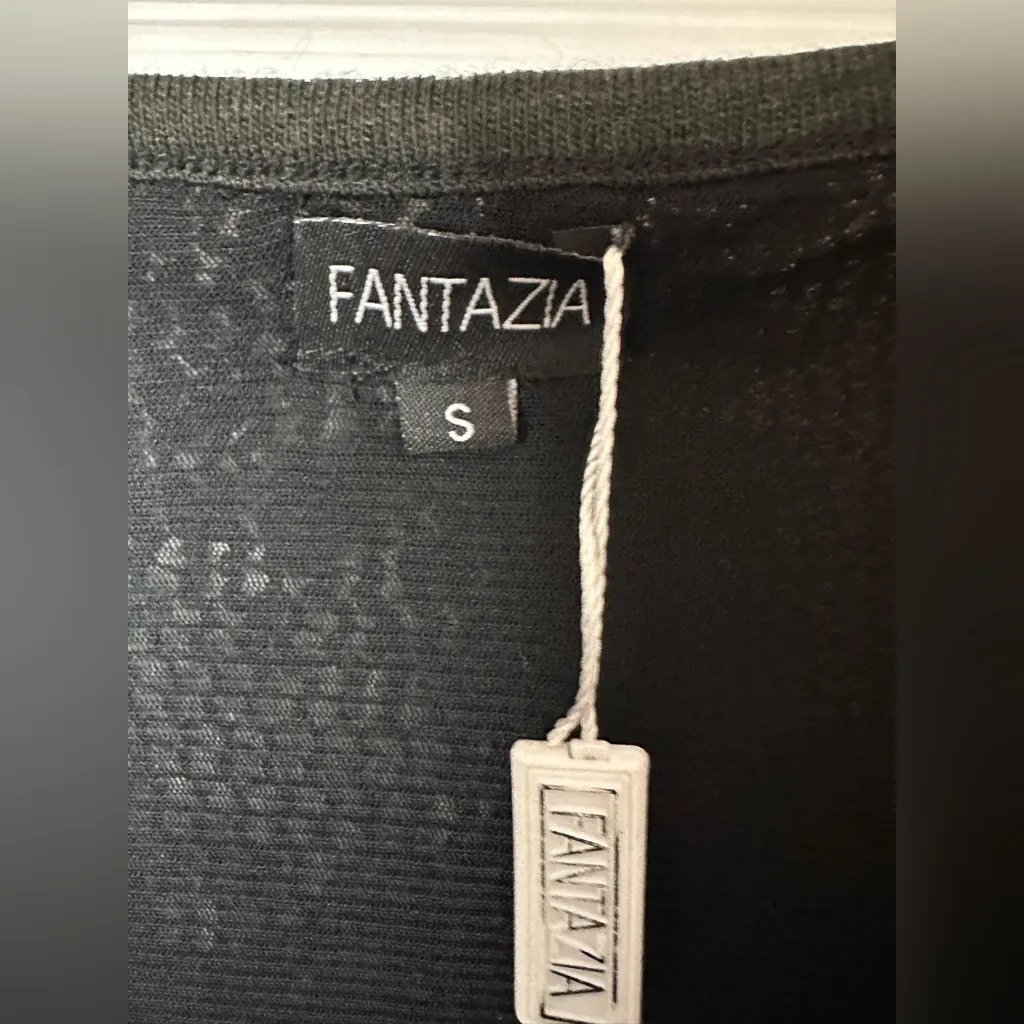 Fantazia Black and Gray Patchwork Mix Media LS Top NWT - Image 6