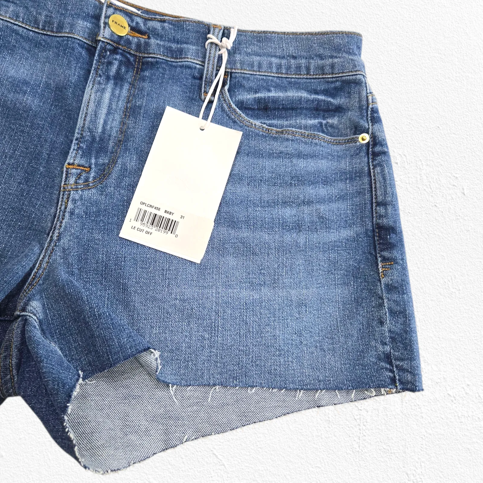 FRAME Le Cutoff Denim Shorts Bixby Wash Blue Raw Hem Mid Rise Size 31 NWT - Image 8