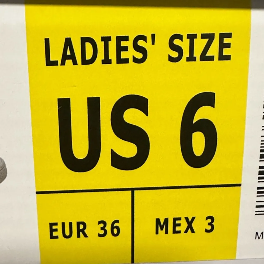 Nwt! Dolce vita sneakers White Size 6 - Image 3