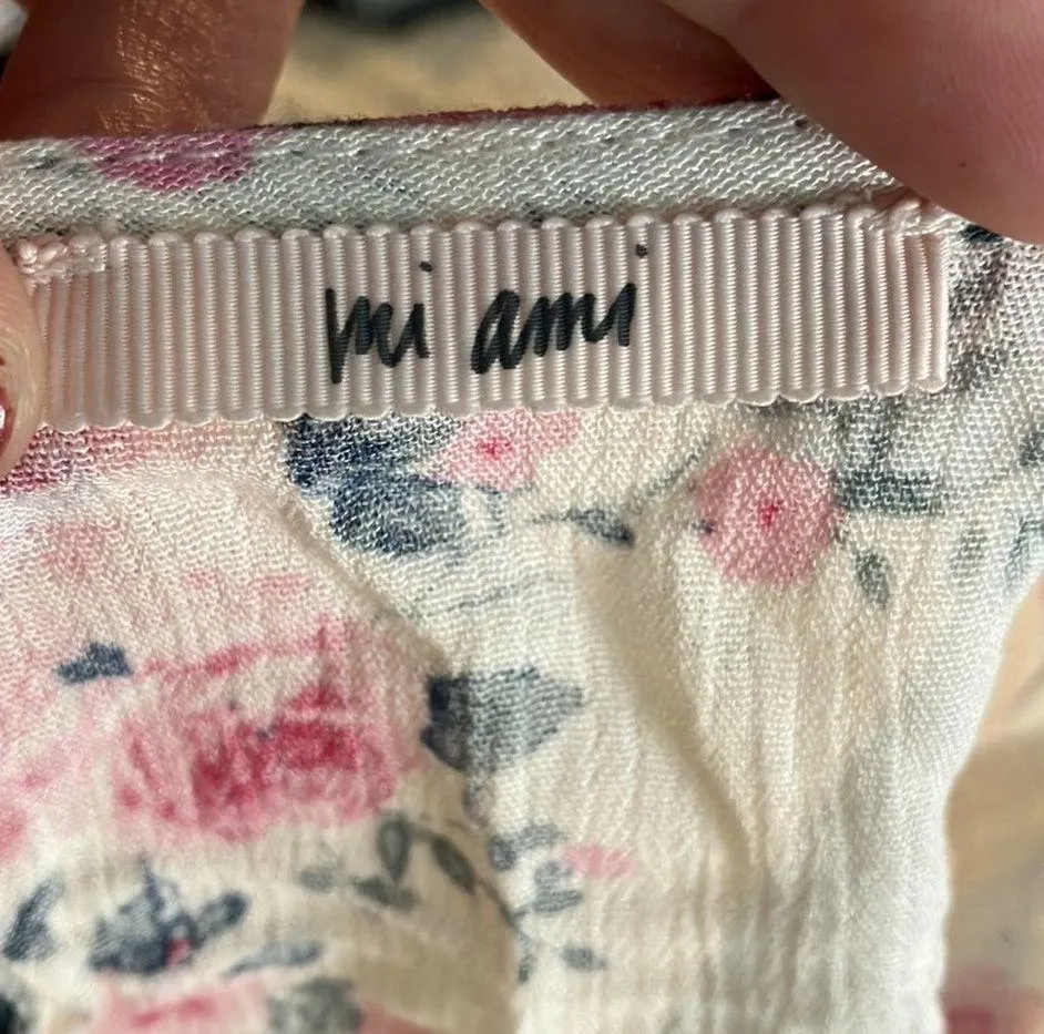 🎉 4 for $20 Mi Ami Floral Crop Top, Small - Image 7