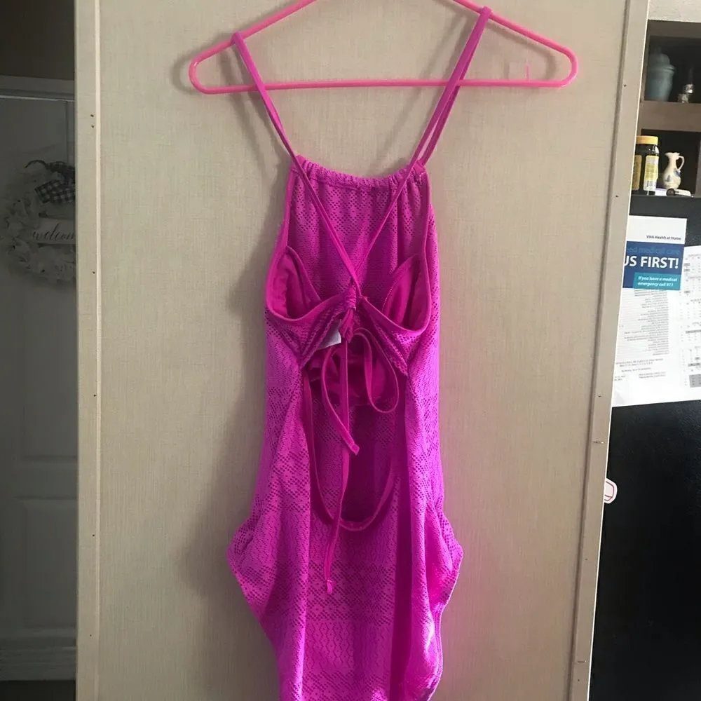 Time and True Hot Pink One Piece Bathing Suit Medium - Image 5