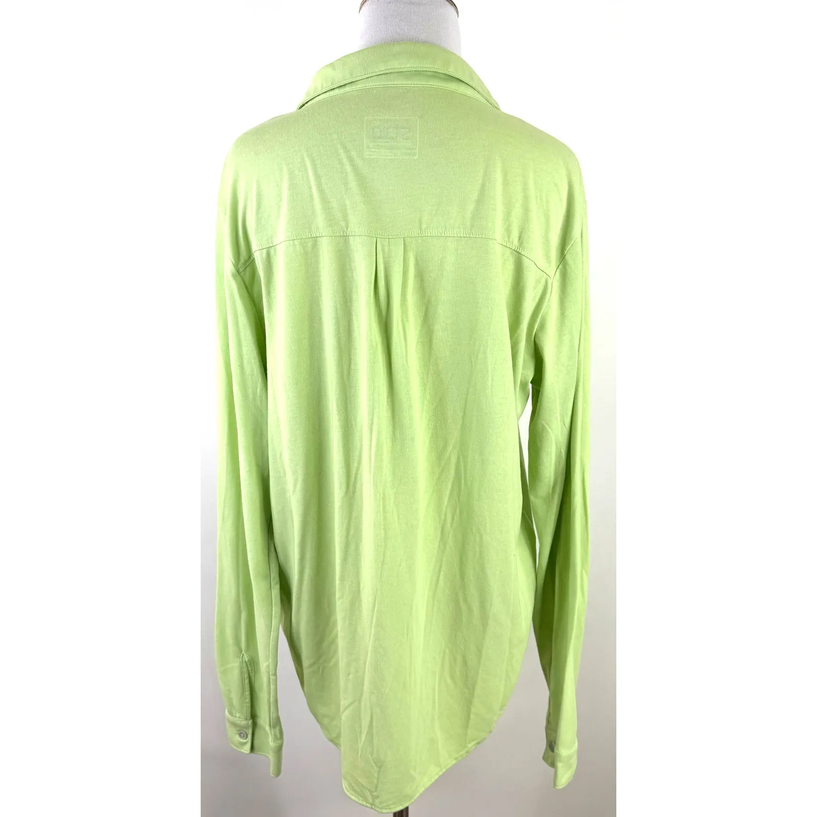 Stio Women's Bright Green Button Up Long Sleeve Shirt Size large - Image 4