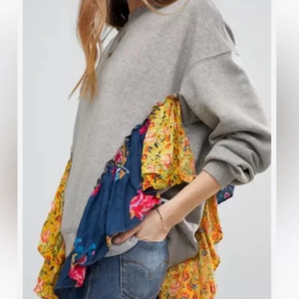 Free People M She’s Just Cute Gray Sweatshirt with Floral Ruffle Accents - Image 2