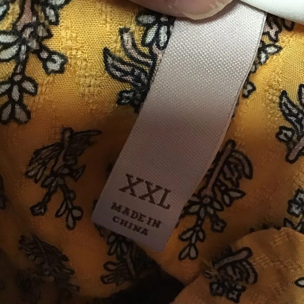 Knox Rose Mustard Yellow Printed Flutter Sleeve Blouse - Image 5