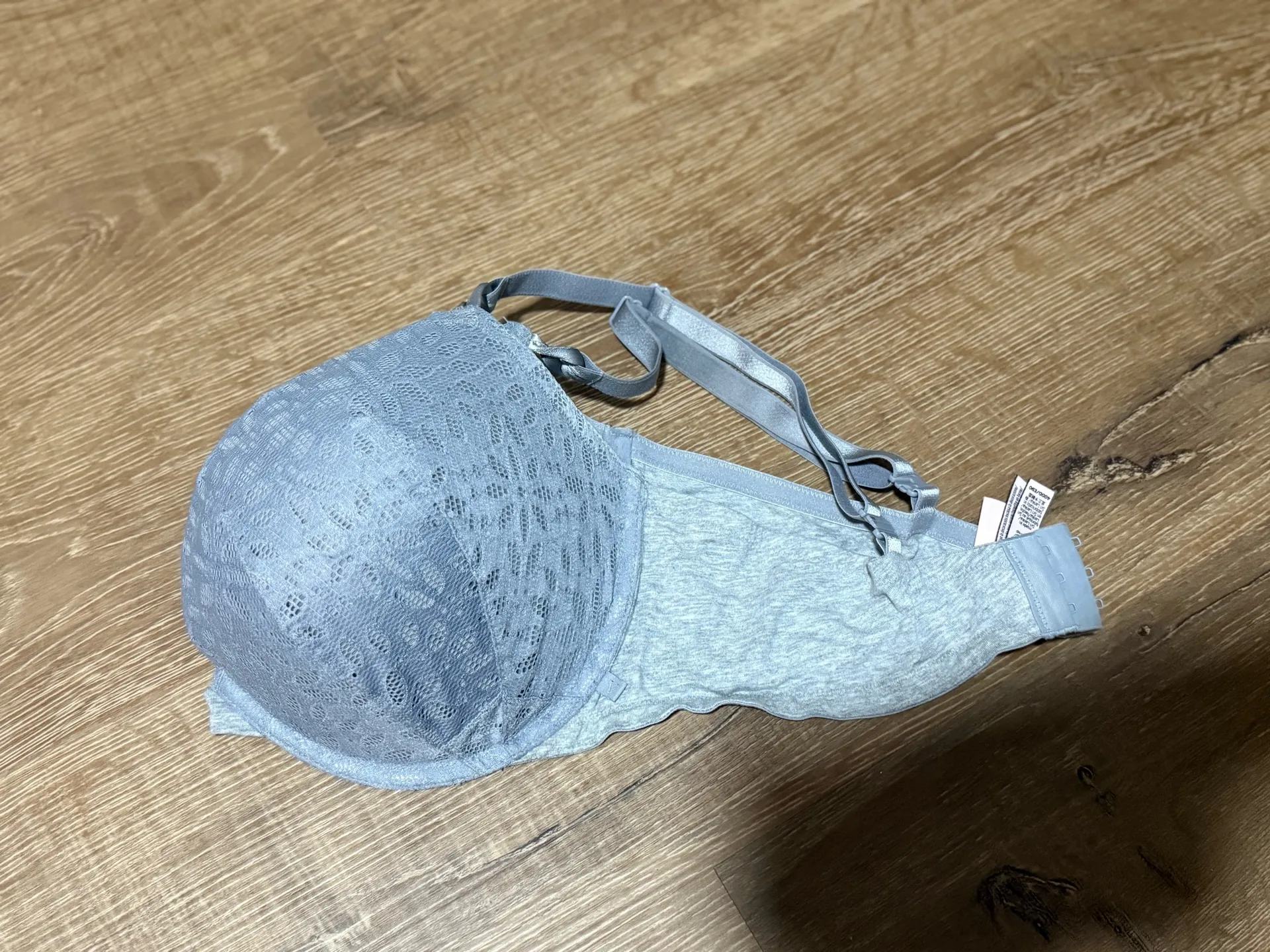 Victoria’s Secret push-up bra - Image 2