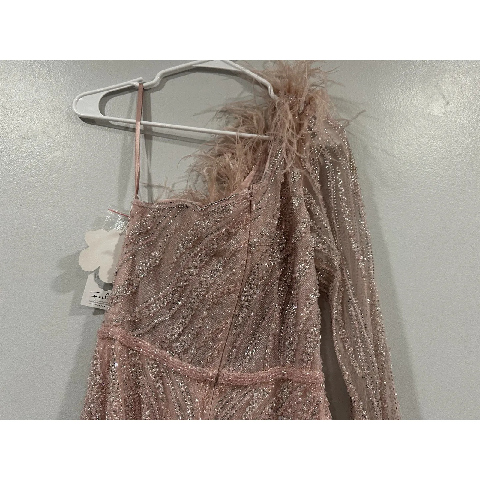 Portia and Scarlett 23901 One Sleeve Fur Neckline Slit Mini Dress Pink Sz 12 NEW - Image 8