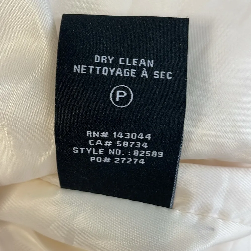 7 For All Mankind Ivory Sherpa
Boucle Jacket - Image 9