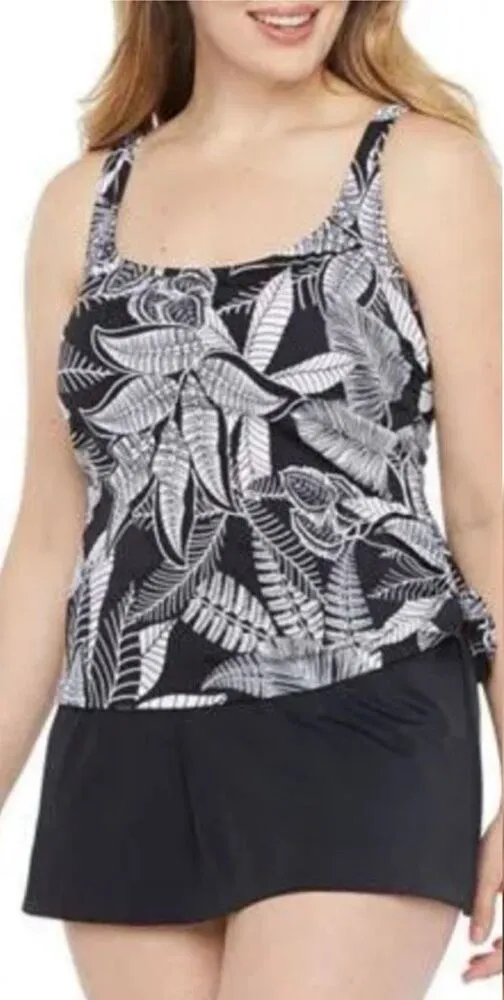 Azul by Maxine Of Hollywood Women's Skirted Swim Dress One Piece Black White 8 - Image 1