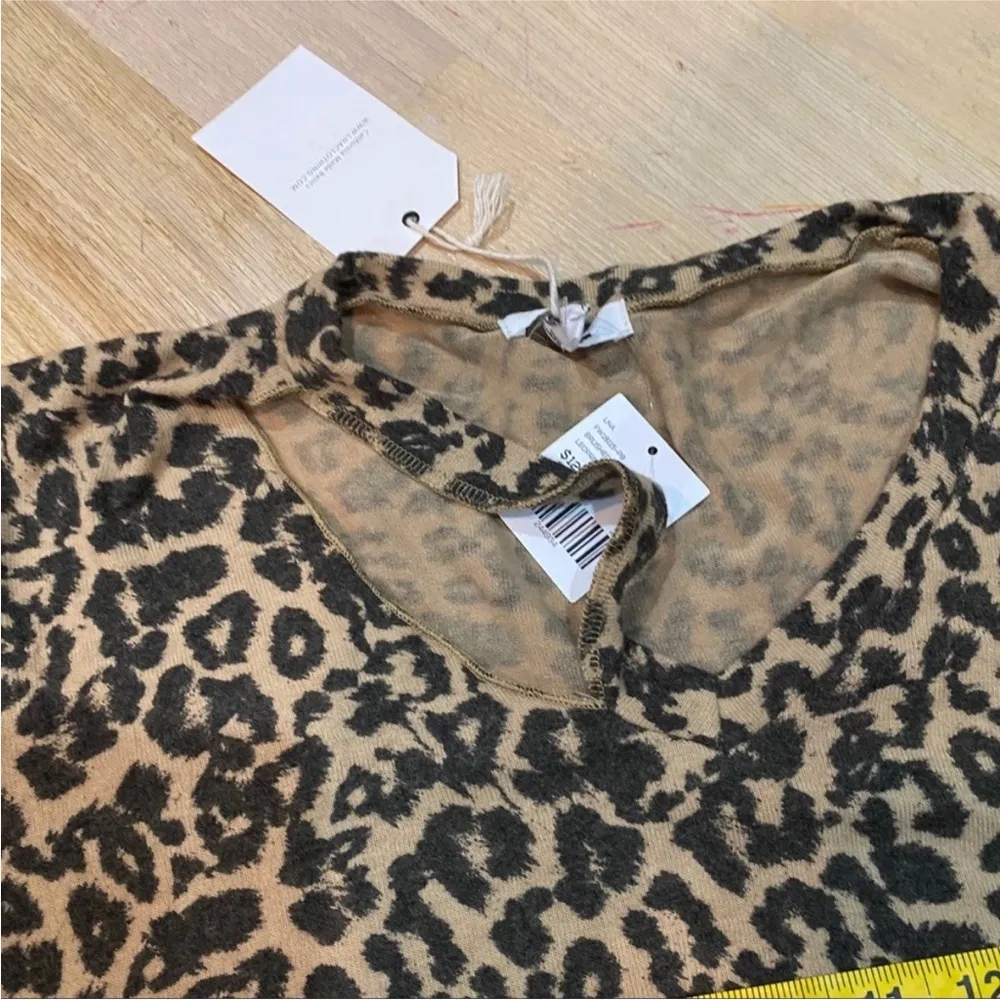 LNA torn effect animal leopard print sweater NEW - Image 3