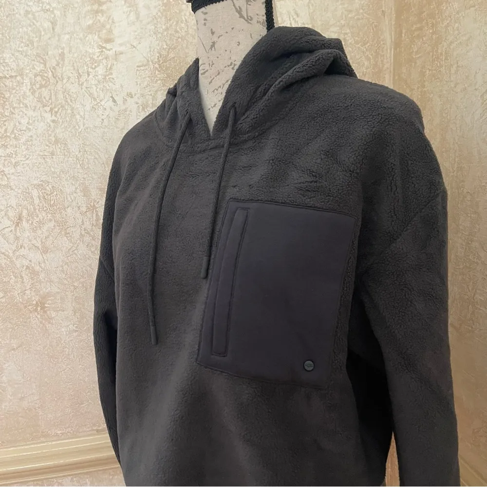 UGG Women's Myley Sherpa Hoodie color Gray Sz Large - Image 5