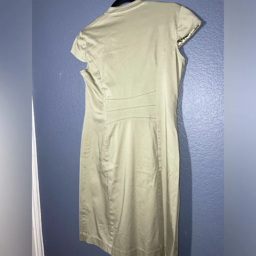 wrap dress size 10 Cap Sleeve V-Neck Hardware stretchy flattering - Image 9