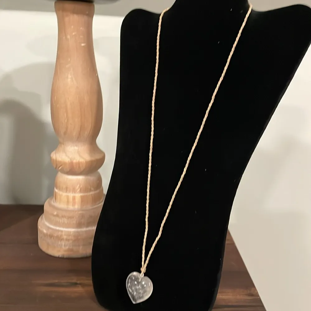 Clear quartz heart pendant necklace - Image 4