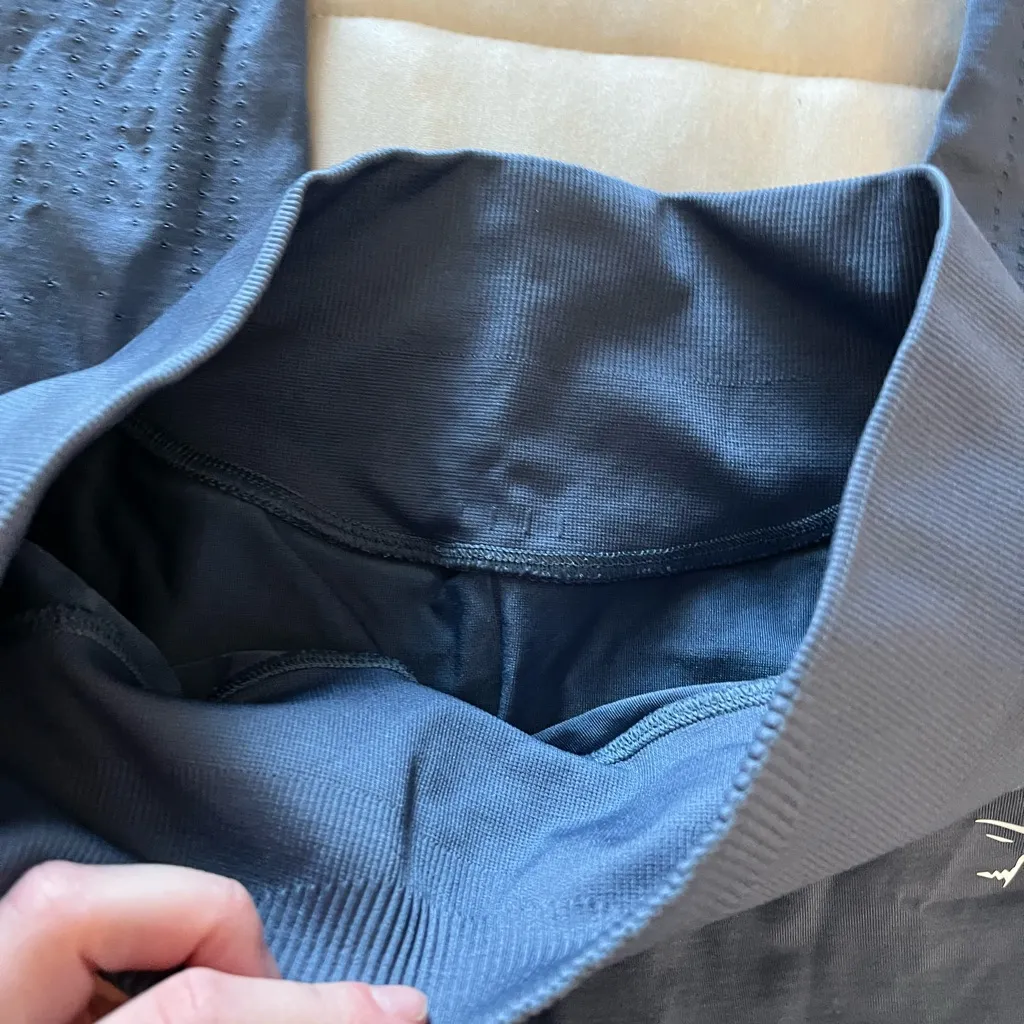 Gymshark Blue Leggings - Image 4