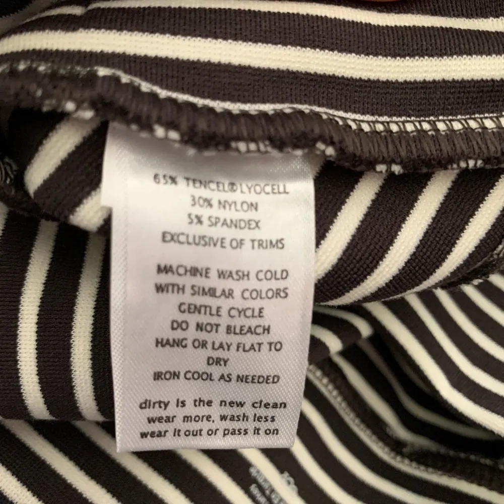 Toad&Co Transita Skirt Striped Black White - Image 6