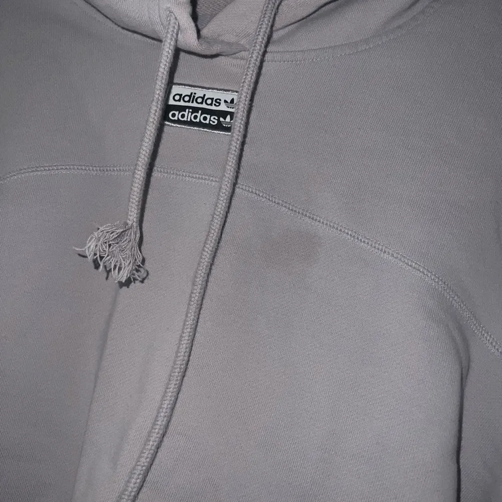 Adidas Women's Purple Hoodie - Image 2