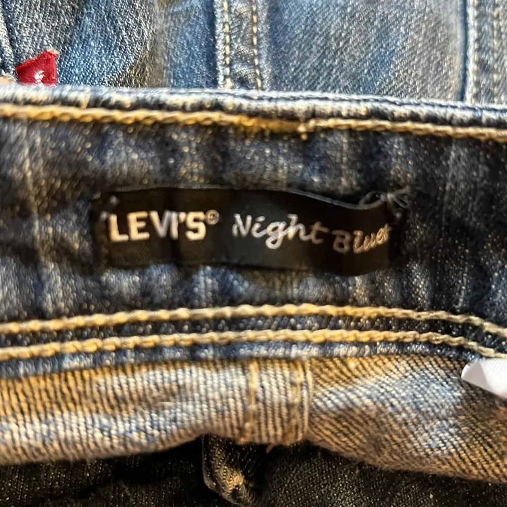 Levi's Night Blues Boot Cut Jeans Blue Medium Wash Fading Whiskering Rhinestones - Image 5