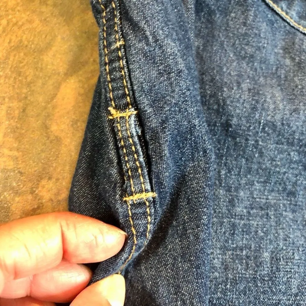 Liz Lange Maternity Denim Blue Front Pockets Size Medium - Image 10