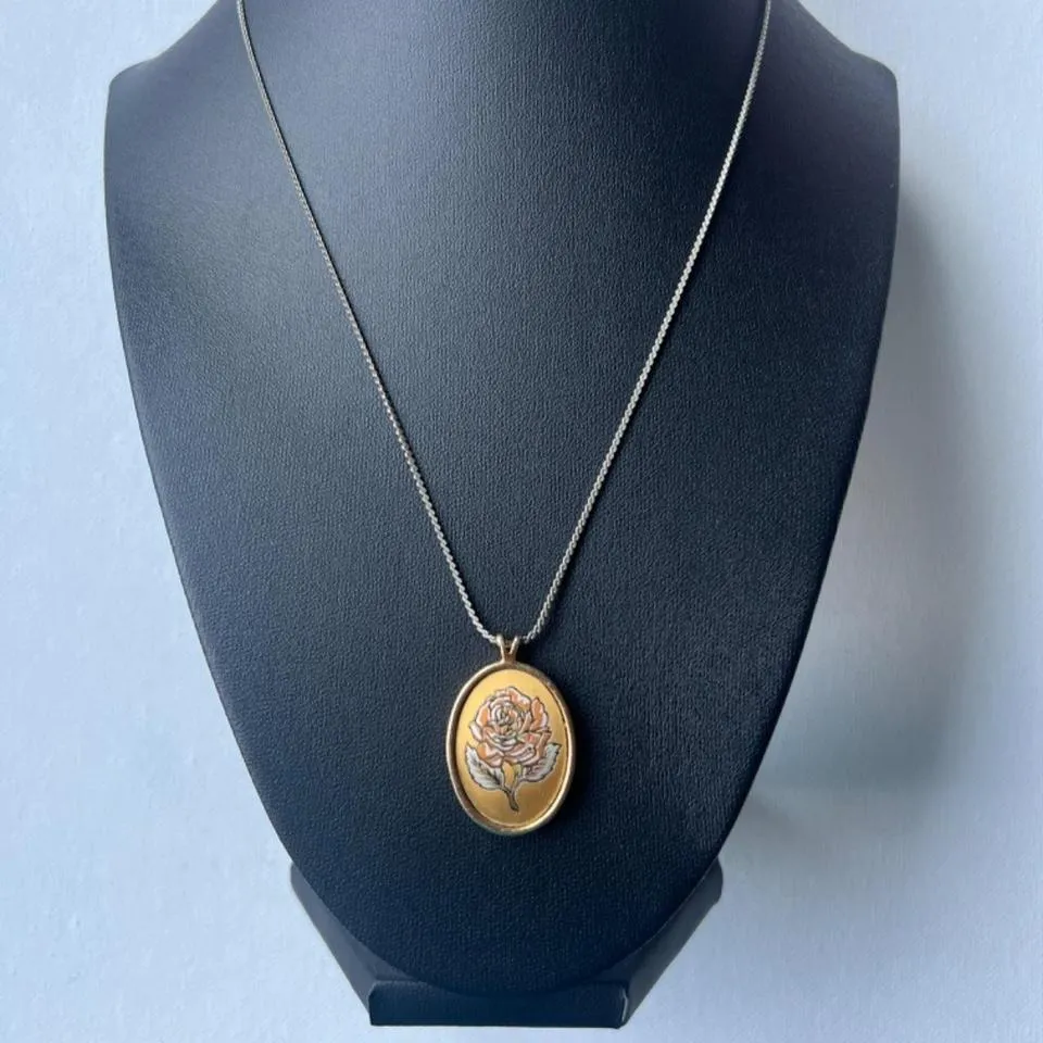 GOLD TONE REED AND BARTON ROSE PENDANT NECKLACE - Image 2