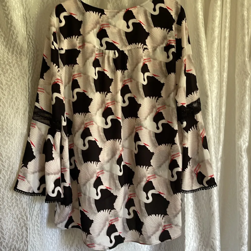 BIRDS! Alfani Top Cranes Black and White Great Heron Crane Print Blouse size XL - Image 6