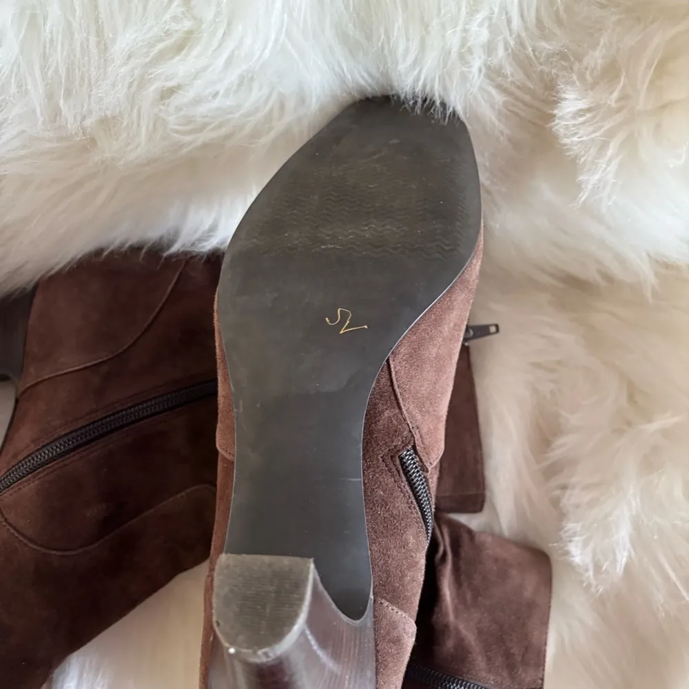 Brown Suede Women's Bootie Size 10 - Image 9