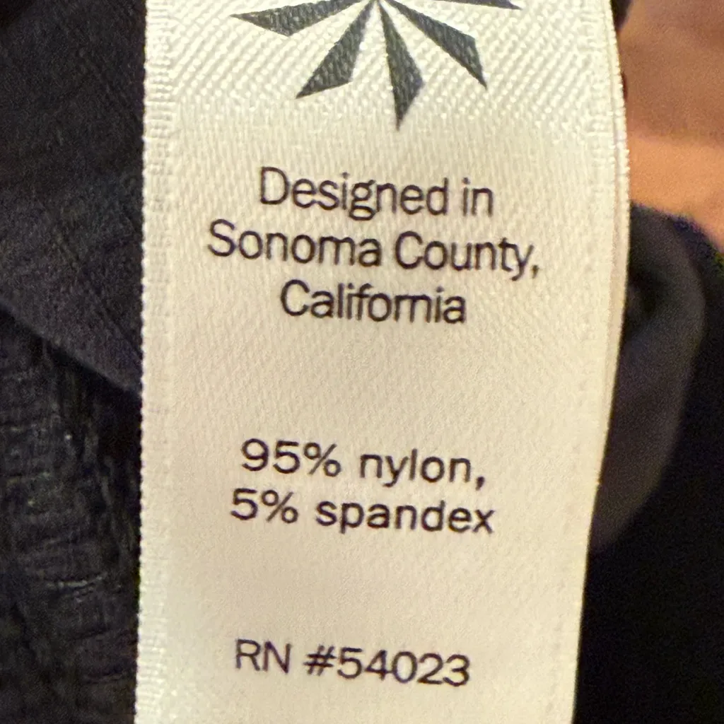 ATHLETA Black Nylon Hiking Shorts – Size 14 - Image 5