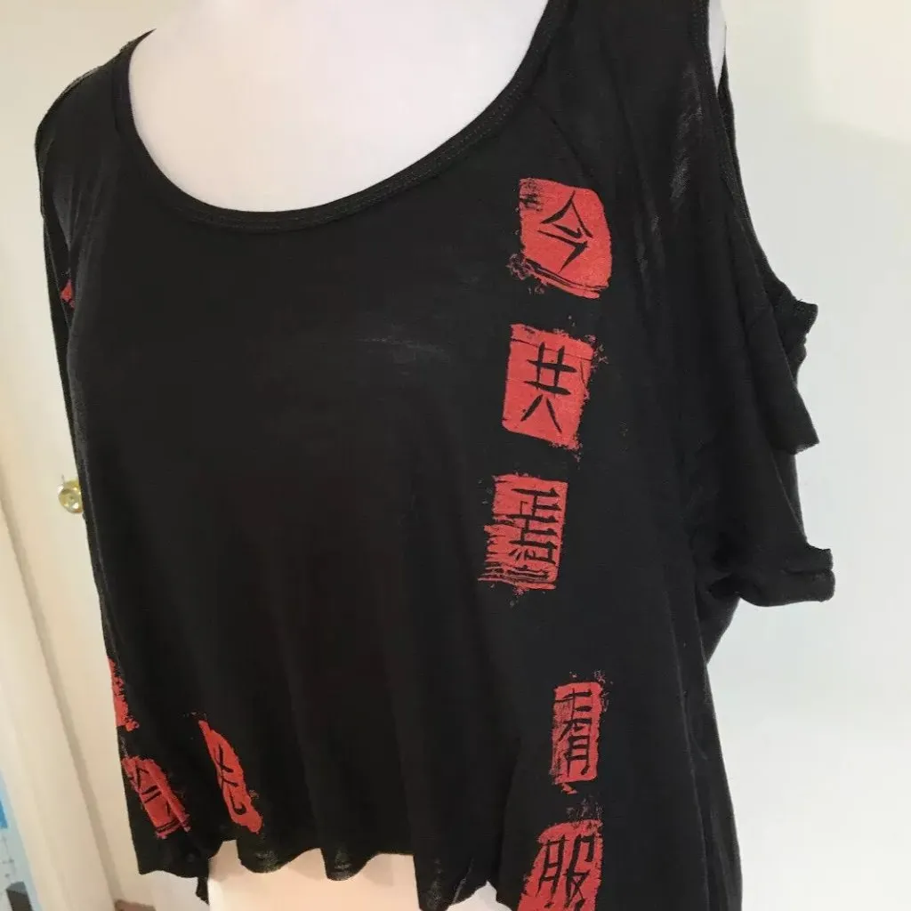 Lip Service Fashion Victim Punk Goth Japanese Anime Black Red Kanji Top XS - Image 6