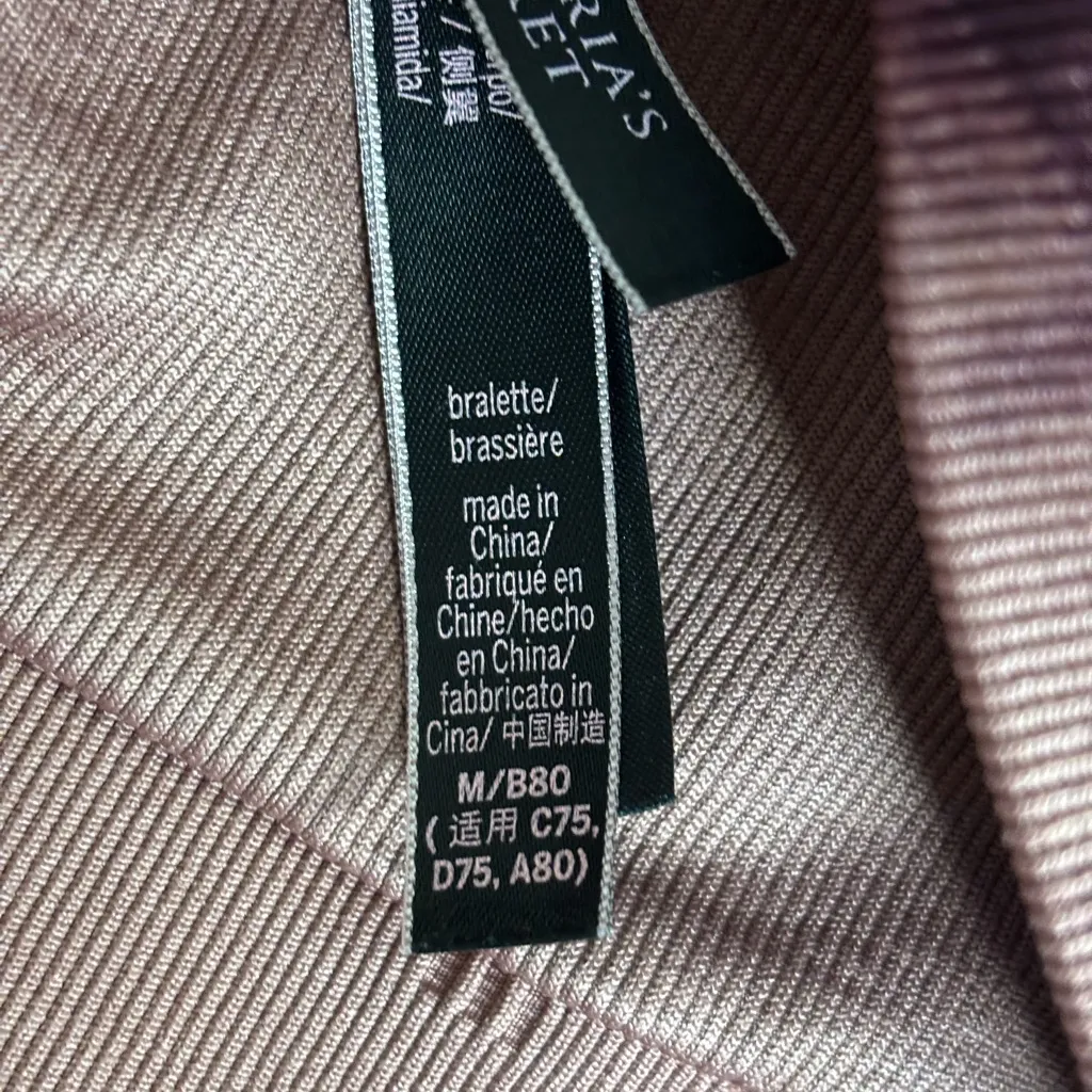 Victoria's Secret seamless high neck sports bra size Medium rose tie dye - Image 3