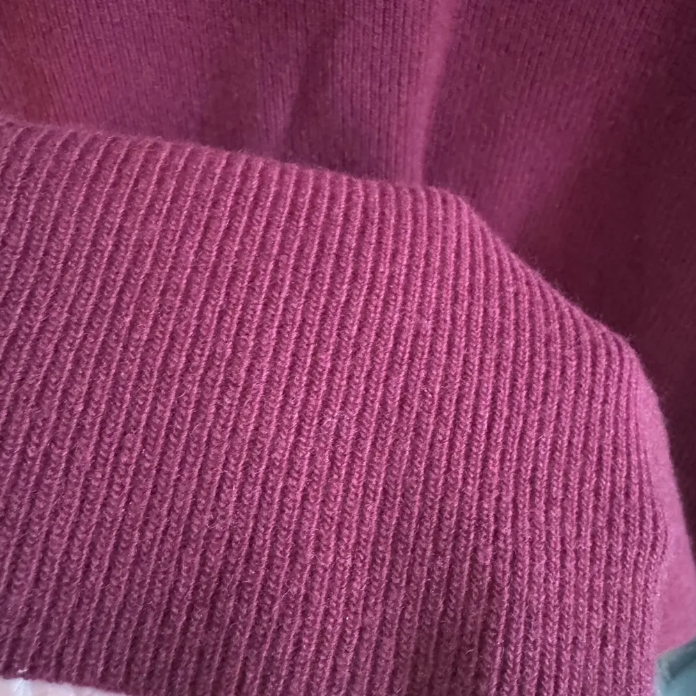 Banana Republic Cranberry Burgundy Short Sleeve Sweater Dress Small Holiday - Image 5