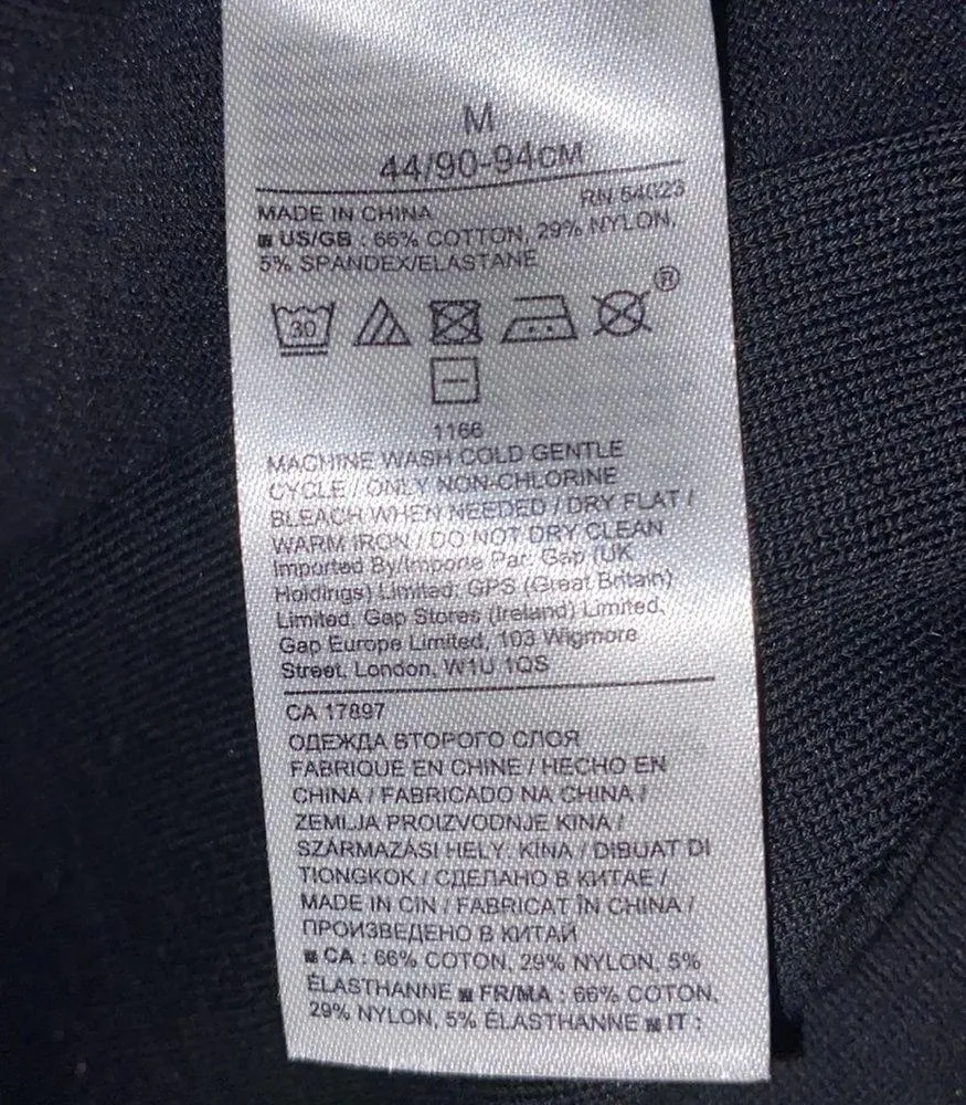 Banana Republic Cardigan - Image 4