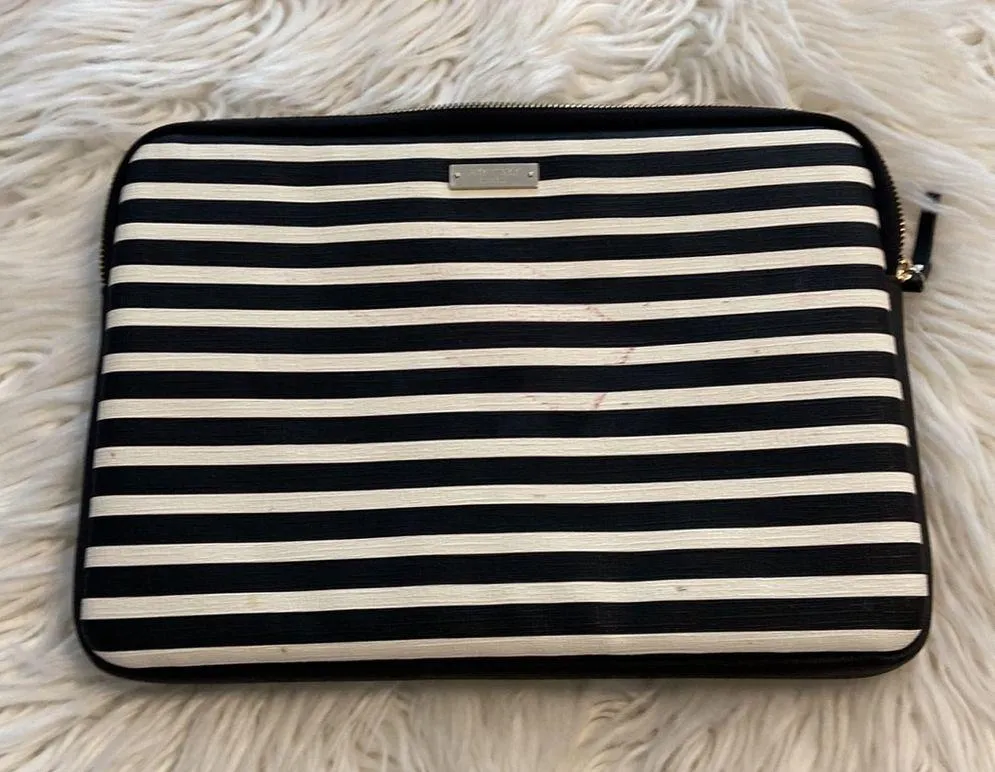 KATE SPADE Laptop case see all photos for design and measurements - Image 11