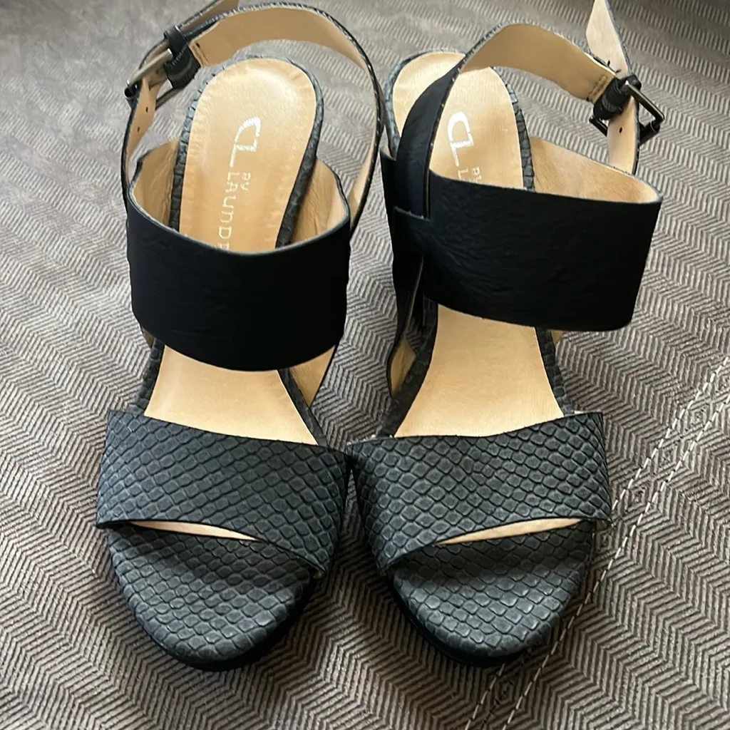 Snake print heels - Image 4