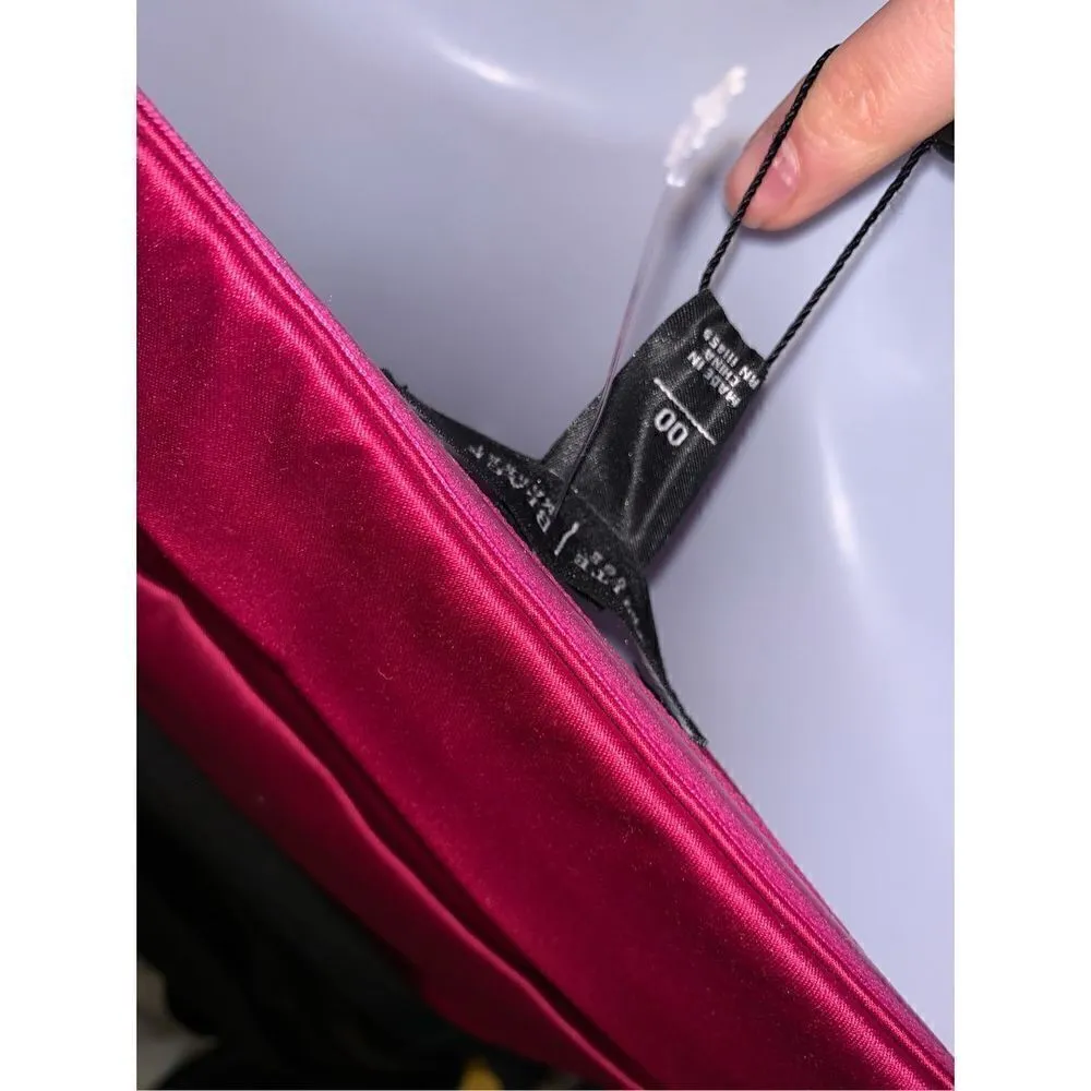 White House Black market fancy dress size 00 black and pink - Image 4