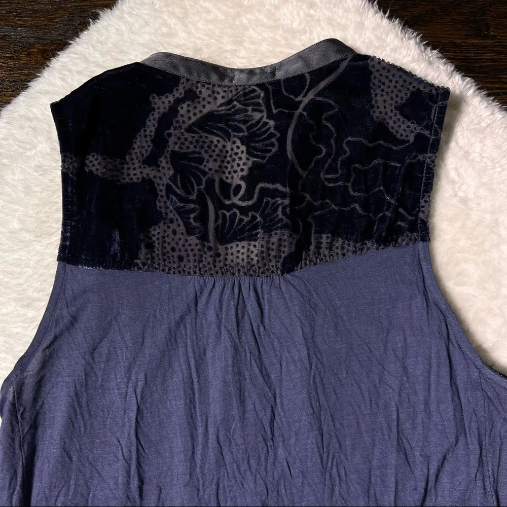 Anthropologie Tiny Navy Blue Button Down Sheer Velour Sequin Sleeveless Top - Image 9