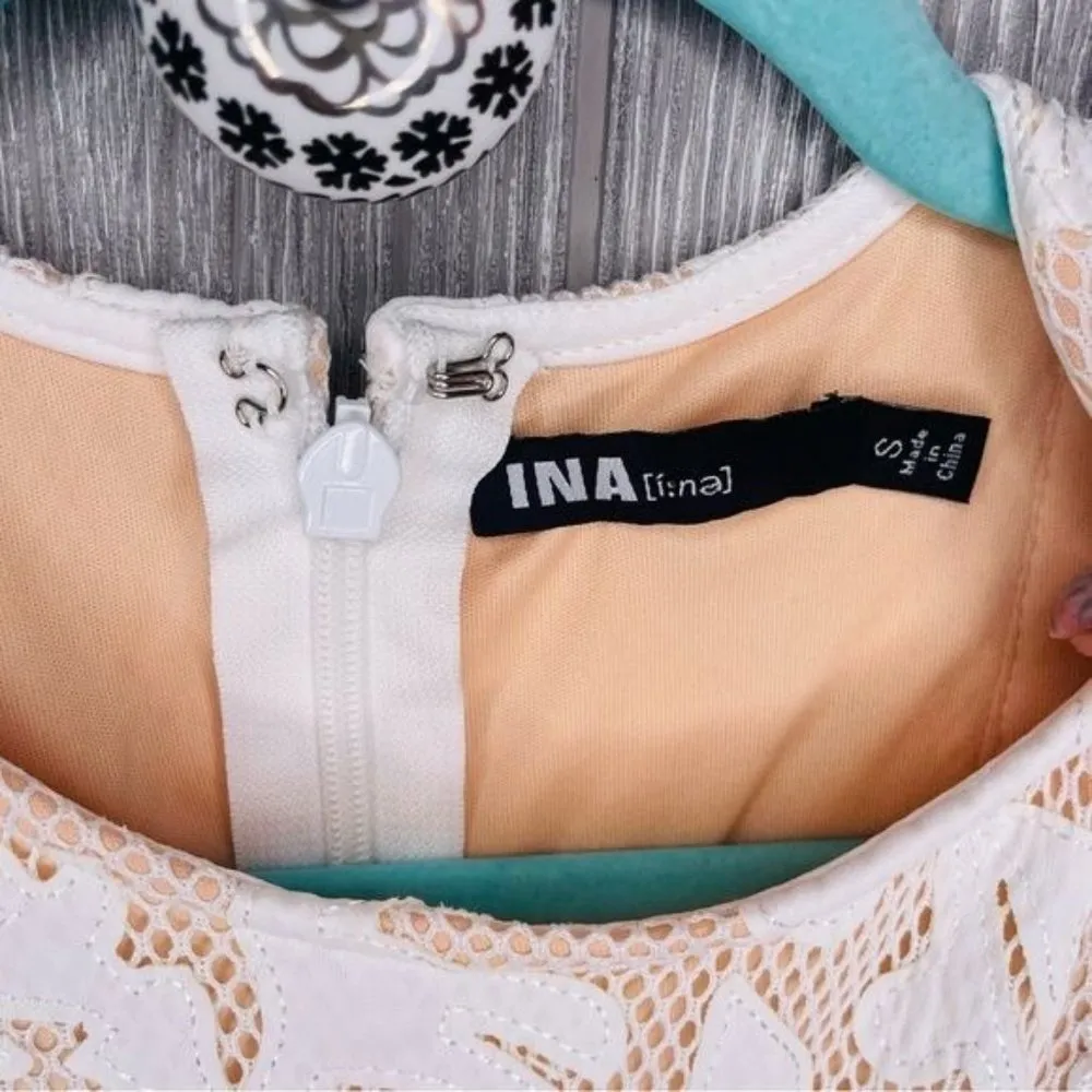 Ina lace top high low tulle skirt with floral lace hem cutout side white size s - Image 11