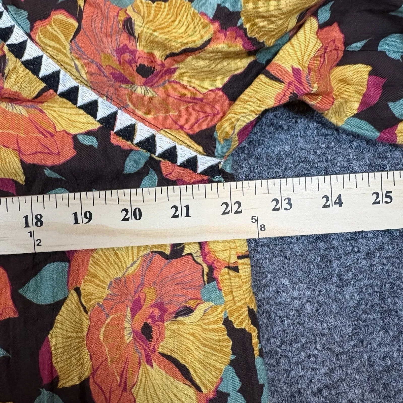 Sundance Hibiscus Tropical Blooms Floral Cotton Top Womens Size Petite M - Image 4