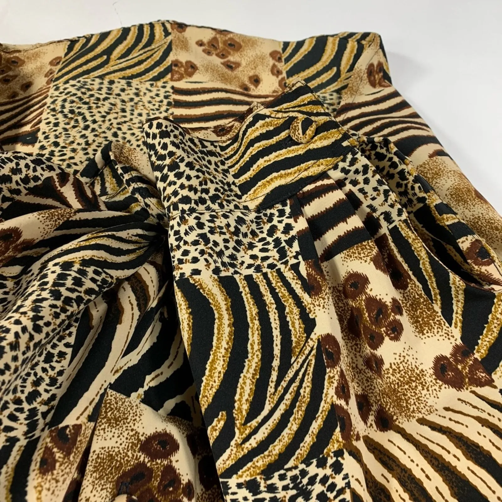 Jordan 90s Mixed Animal Print Blouse Sz Small Brown - Image 10