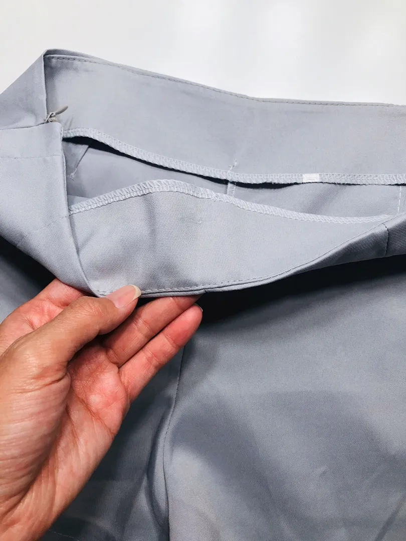 Shorts Size M - Image 9