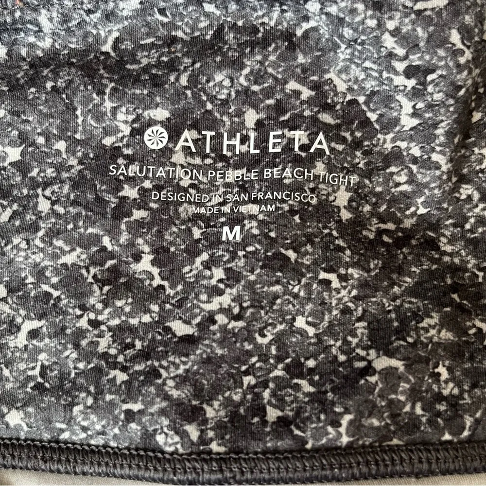 Athleta Leggings Grey Patterned Salutation Pebbled Beach Tight Sz M EUC - Image 7