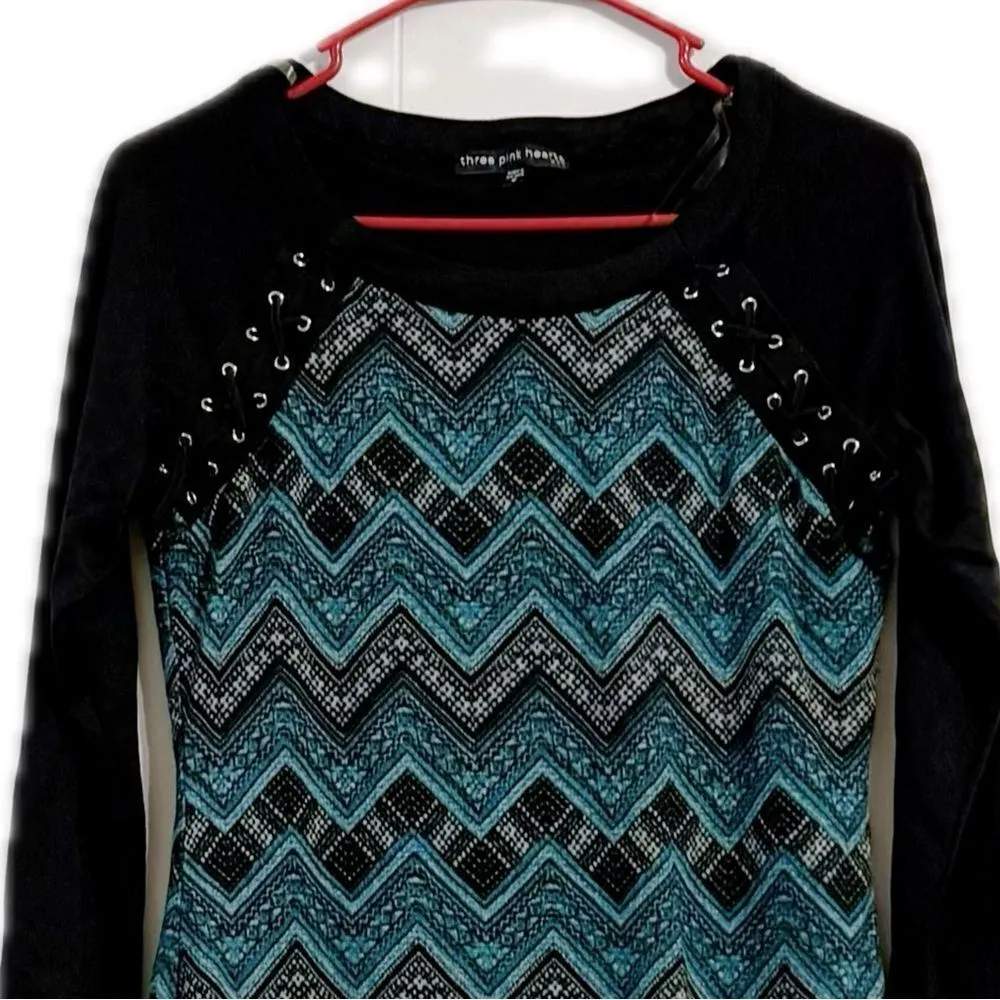 Three Hearts Green and Blue Casual Dress with‎ 3/4 Raglan Sleeves - Image 2